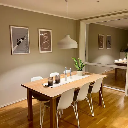 Modern In Downtown With Parking * Arendal